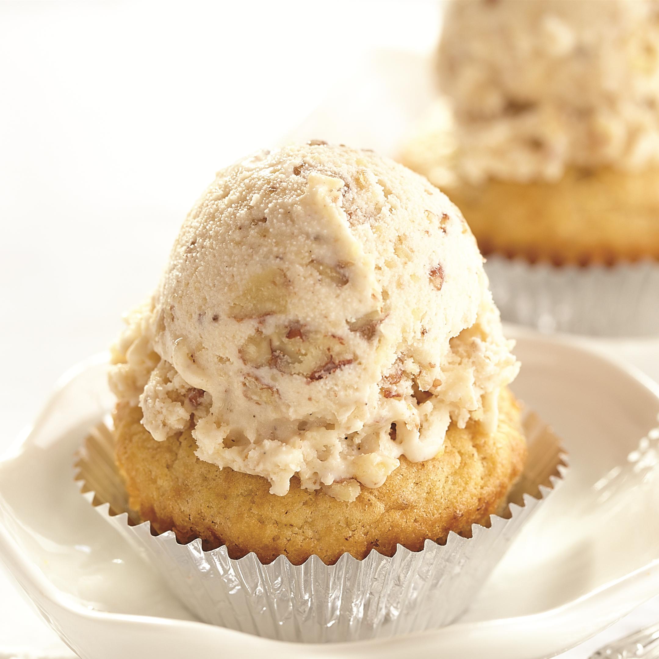 Browned-Butter Pecan Cakes with Bananas Foster Ice Cream